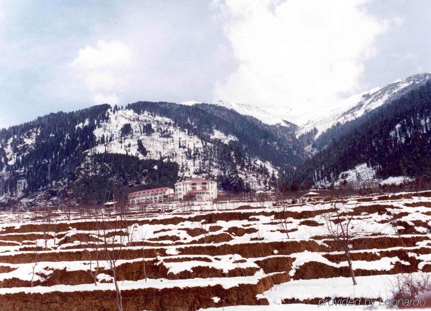 Hotel Club Mahindra Snow Peaks Manali Exterior foto